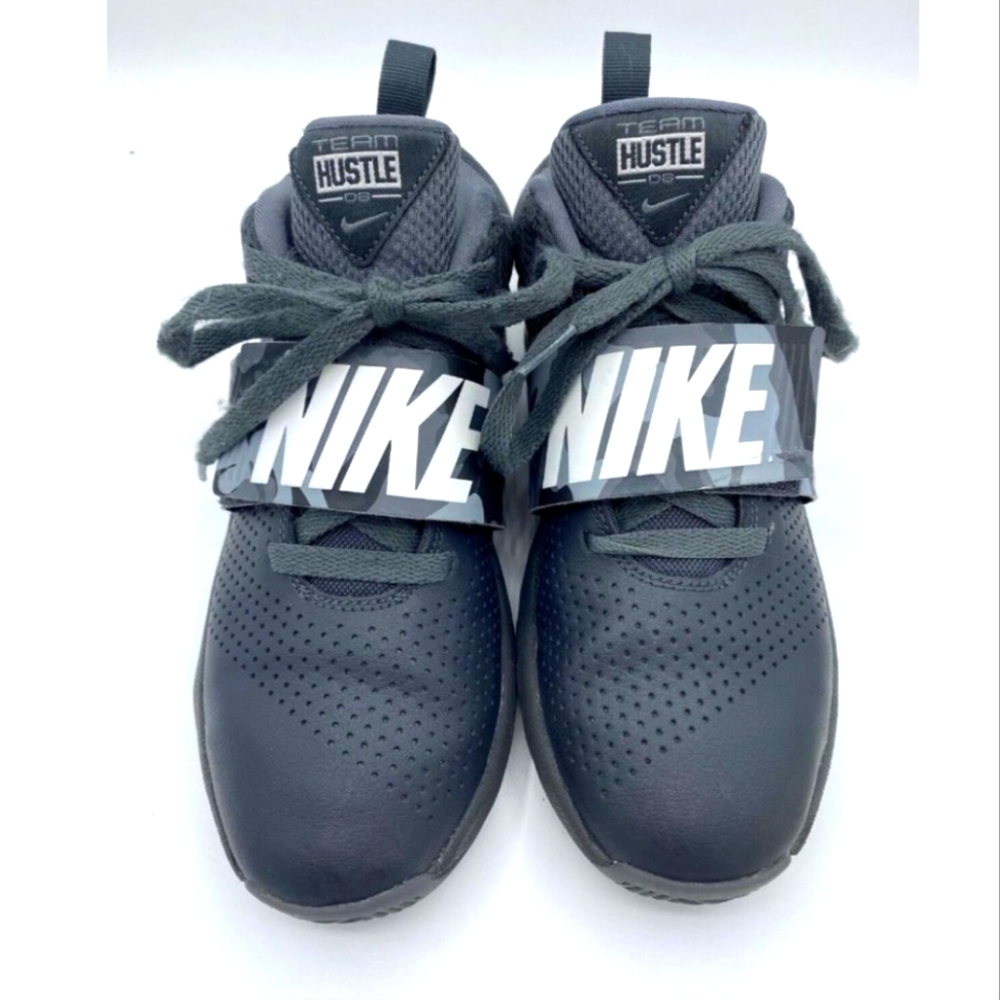 Nikes sneakers